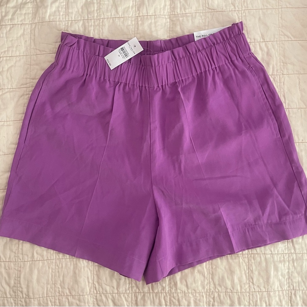 NWT Ann.Taylor purple High rise pull on shorts M vacay LSU game day